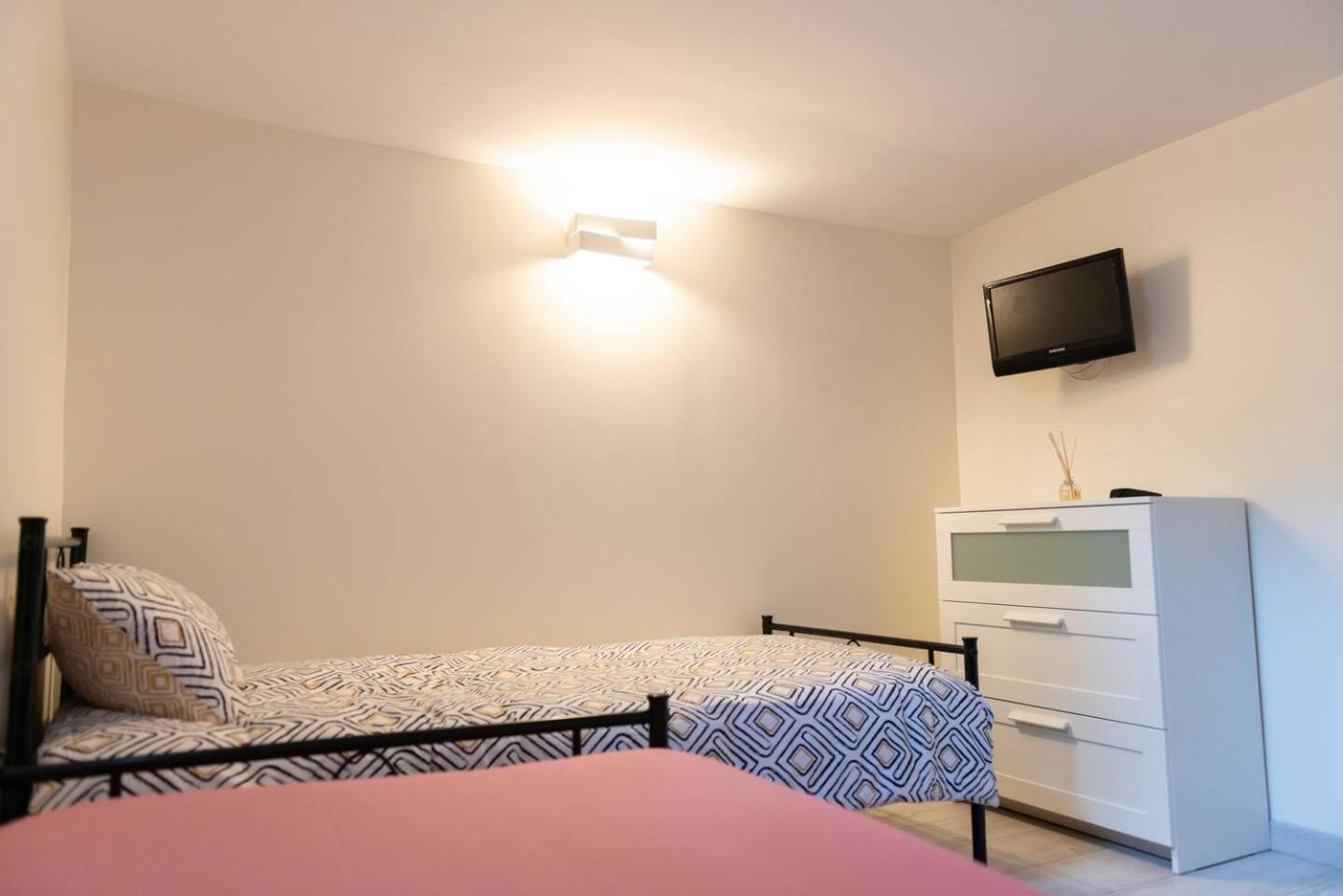 Ferienwohnung Gheddachi Gentilly Exterior foto